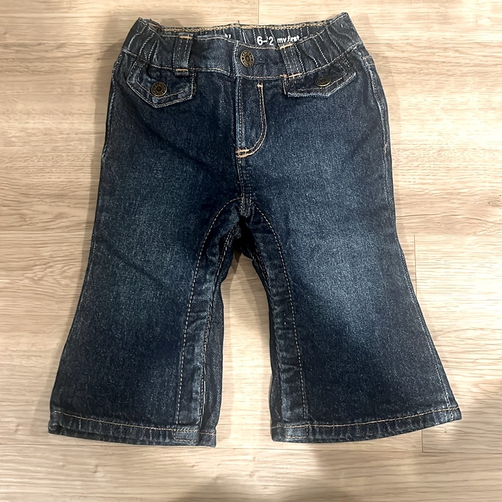 Baby Gap denim jeans. Snap closure between legs. Size 6-12 months